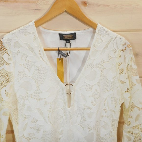 Alexia Admor Size S Cream Lace Top V-Neck Bell Sleeve Blouse Lined - Picture 2 of 8